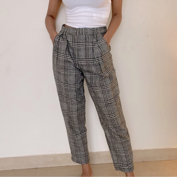 Forever 21 Pants - Forever21 wool tapered pants trousers black white checked ,silk lining inside.